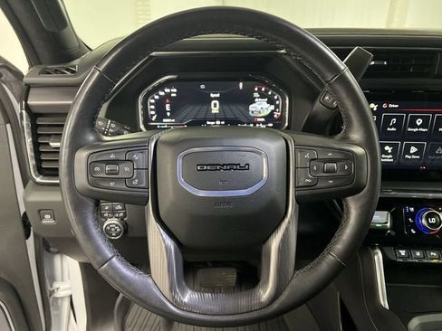 Certified 2025 GMC Sierra 3500 Denali Ultimate AWD/4WD image 11