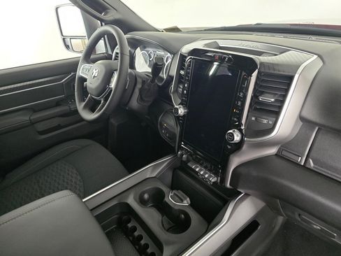New 2026 RAM 2500 Big Horn AWD/4WD image 28