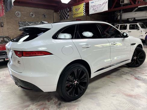 Used 2018 Jaguar F-PACE S AWD/4WD image 2