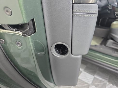 Used 2023 Rivian R1S Launch Edition AWD/4WD image 32