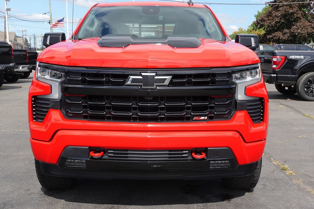 Used 2022 Chevrolet Silverado 1500 LT Trail Boss w/ LT Trail Boss Premium Package AWD/4WD image 5
