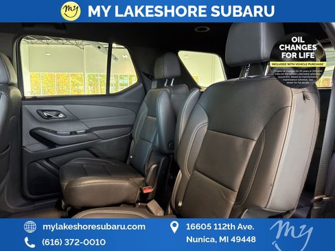 Used 2023 Chevrolet Traverse LT image 23