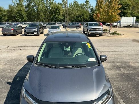 Used 2025 Honda Odyssey EX-L image 4