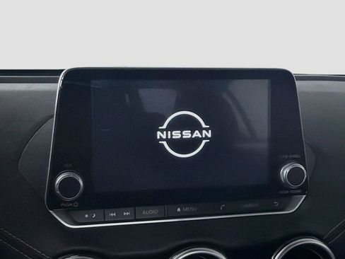 Used 2025 Nissan Sentra SV FWD image 19