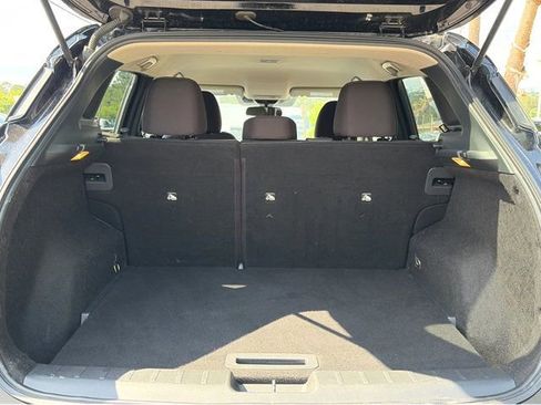 Certified 2025 Nissan Kicks SV FWD image 20