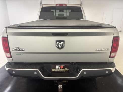 Used 2018 RAM 2500 Big Horn image 32