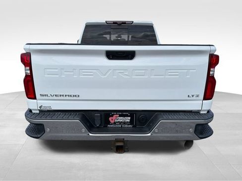 Used 2020 Chevrolet Silverado 2500 LTZ w/ LTZ Premium Package AWD/4WD image 6