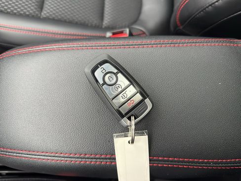 Used 2026 Ford Escape ST-Line w/ Tech Pack #1 image 27