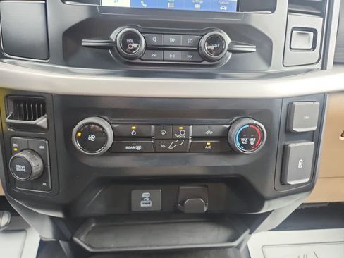 Used 2023 Ford F150 XLT image 23