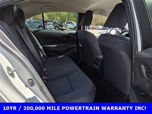 Used 2024 Toyota Corolla LE image 18