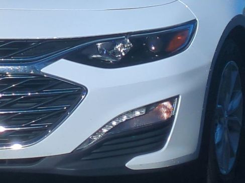 Used 2024 Chevrolet Malibu LT image 17