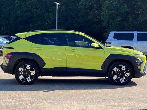 Certified 2025 Hyundai Kona SEL FWD image 10