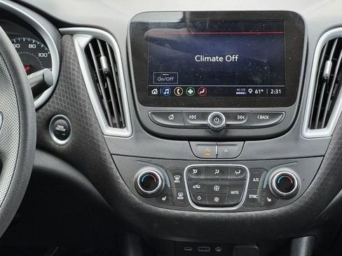 Used 2024 Chevrolet Malibu LT image 14