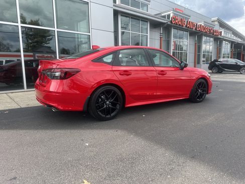 Used 2025 Honda Civic Sport image 5