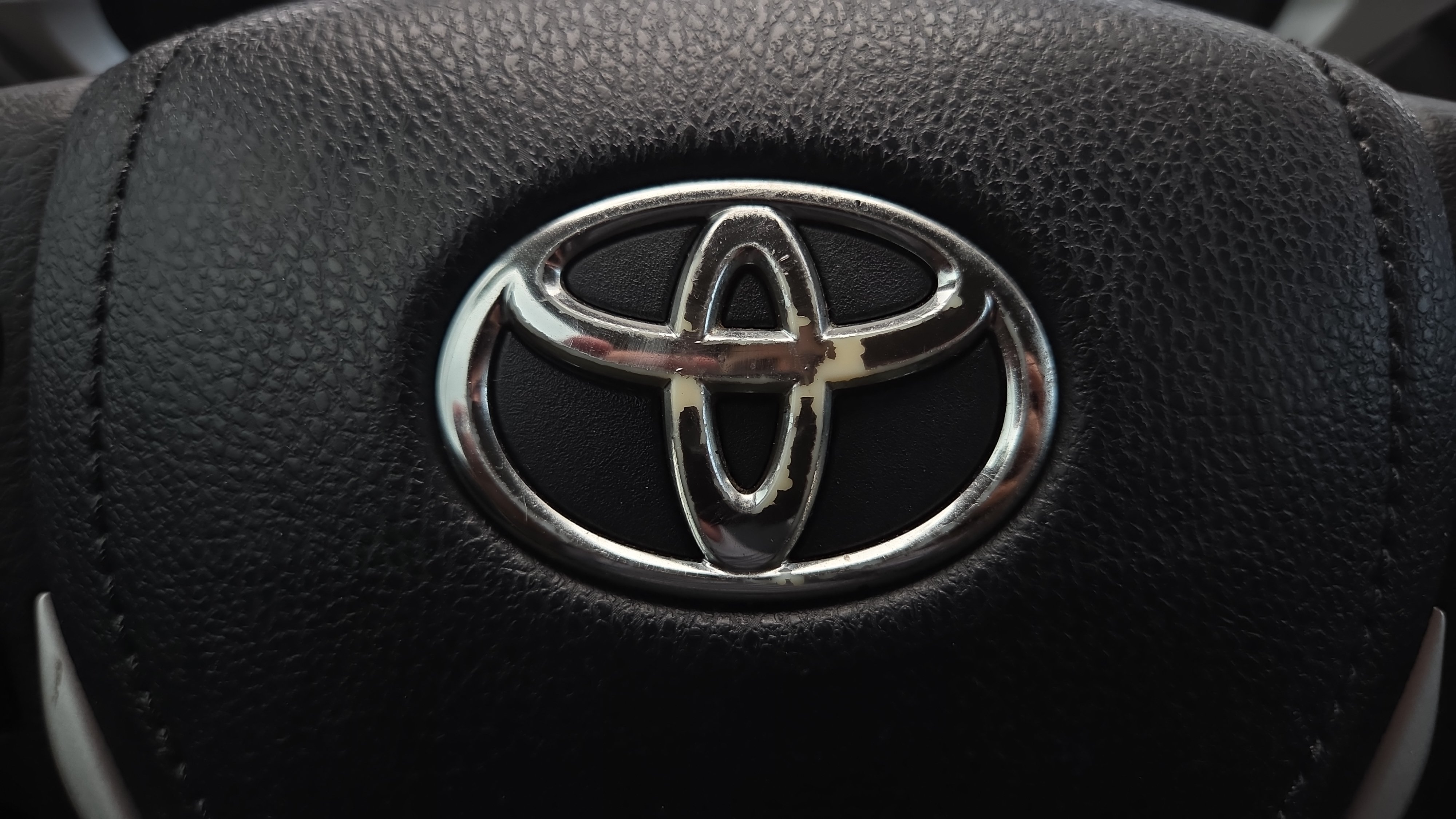 Used 2016 Toyota Corolla S FWD image 38