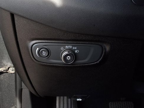 Used 2019 Chevrolet Equinox LS w/ LPO, Cargo Package image 14