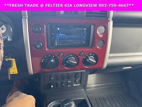 Used 2008 Toyota FJ Cruiser 2WD image 10