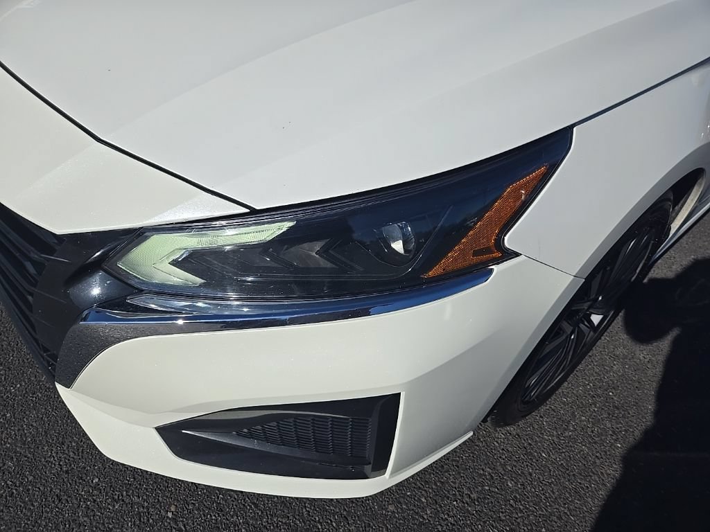Used 2023 Nissan Altima 2.5 SV FWD image 31