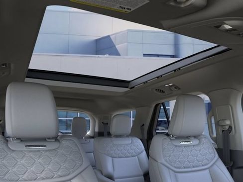 New 2026 Ford Explorer Platinum w/ LUX Leather Package AWD/4WD image 22
