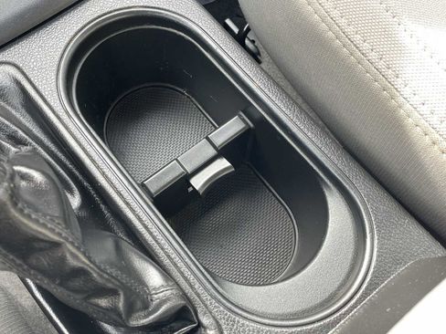 Used 2014 Subaru Forester 2.5i image 19