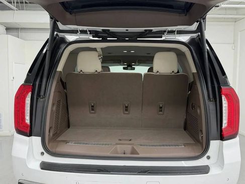 Used 2021 GMC Yukon Denali RWD image 39