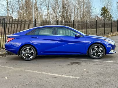 Used 2023 Hyundai Elantra Limited w/ Winter Weather Package