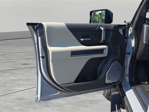New 2026 GMC Hummer EV 4x4 Crew Cab image 29