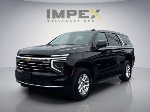 Used 2025 Chevrolet Tahoe LT AWD/4WD image 1