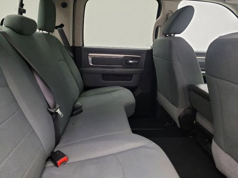 Used 2019 RAM 1500 Classic SLT image 19