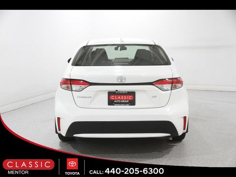 Used 2020 Toyota Corolla LE FWD image 16