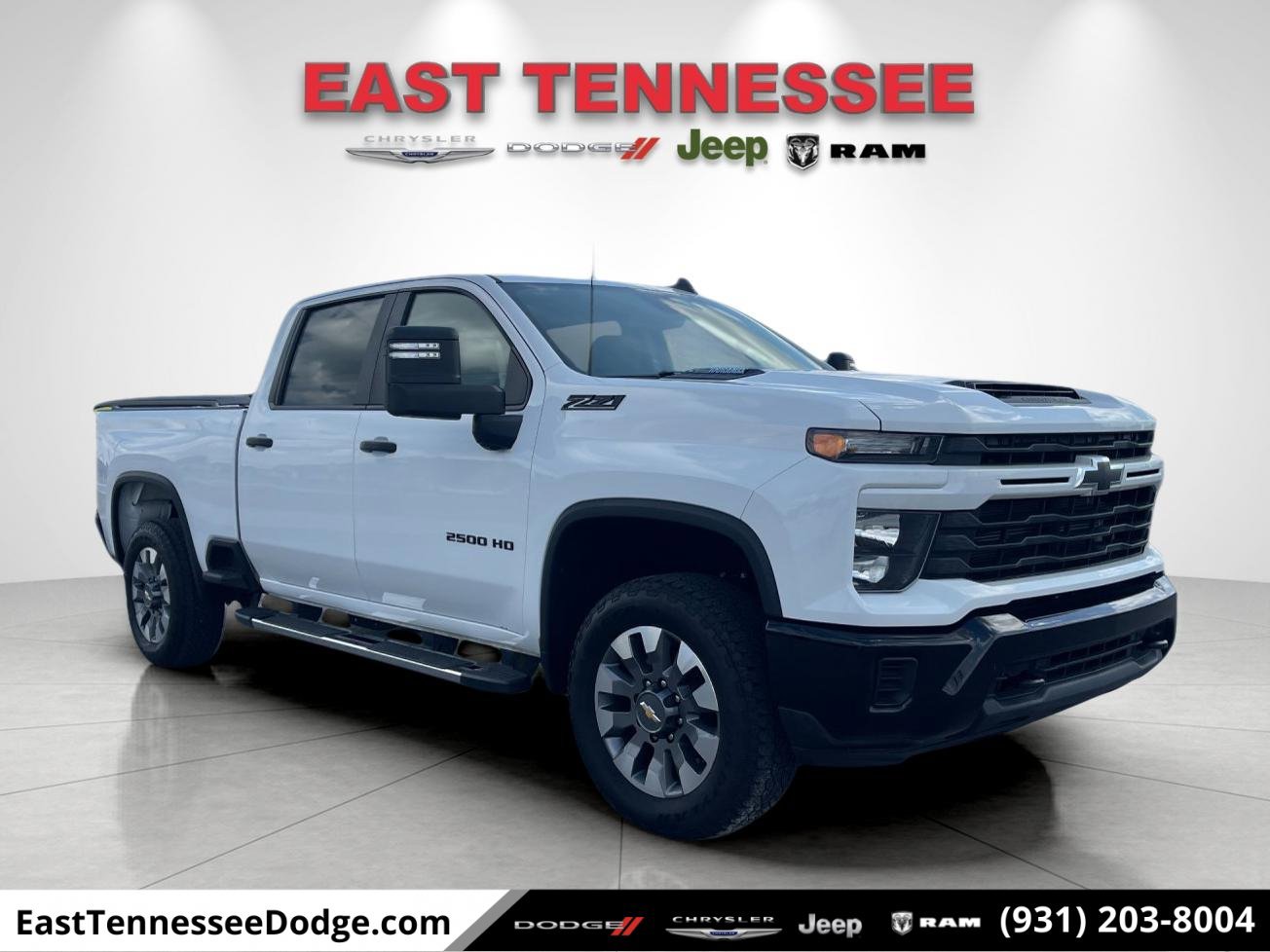 Used 2024 Chevrolet Silverado 2500 Custom w/ Custom Value Package AWD/4WD image 1