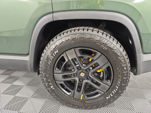 Used 2023 Rivian R1S Adventure AWD/4WD image 10
