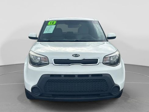 Used 2016 Kia Soul FWD image 8
