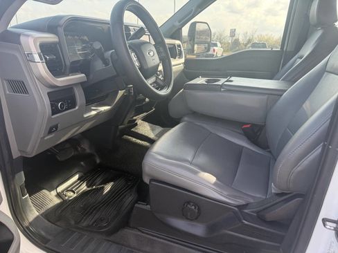 Used 2023 Ford F350 XL w/ FX4 Off-Road Package image 10