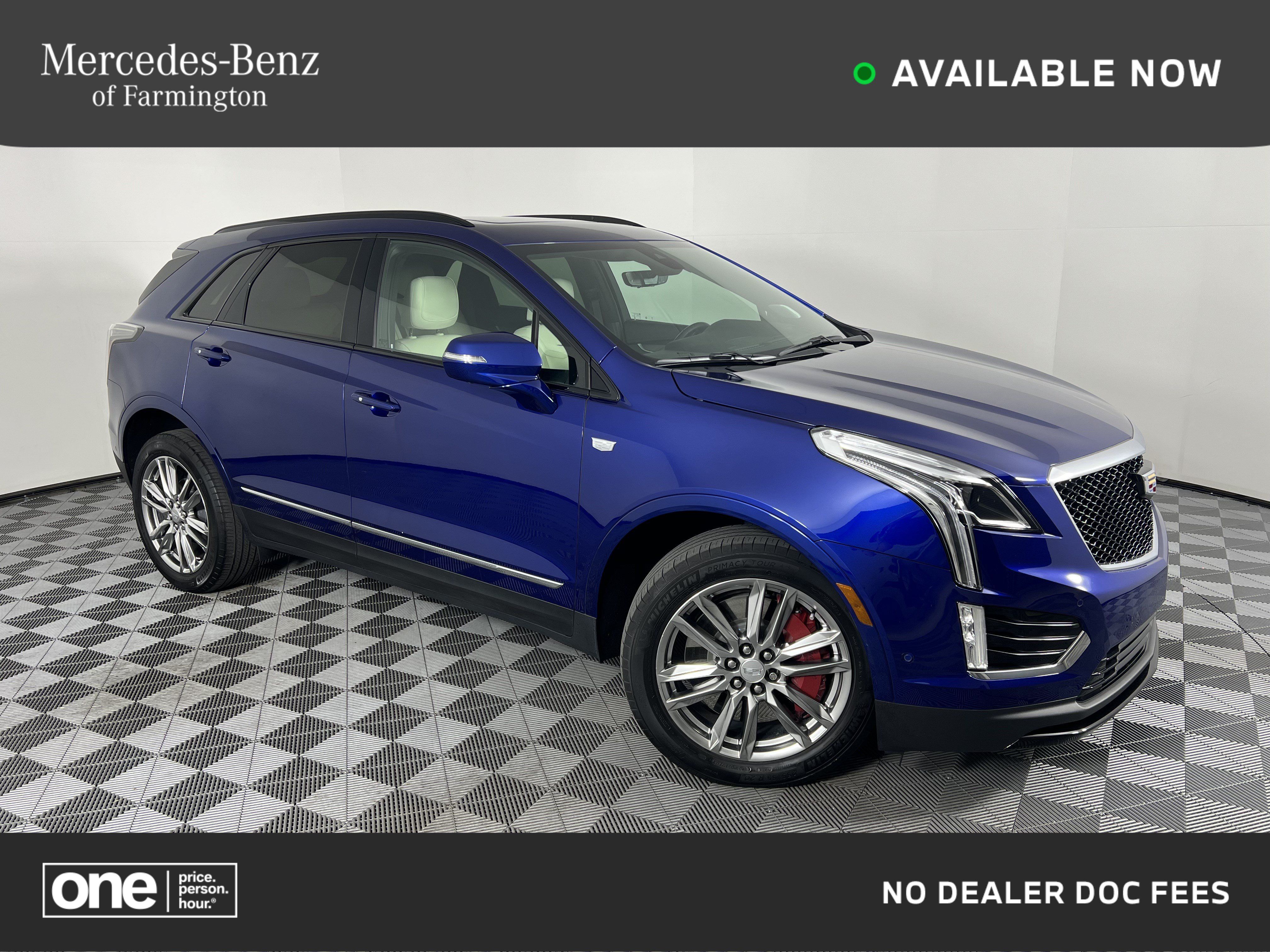 Used 2023 Cadillac XT5 Sportv w/ Technology Package AWD/4WD image 1