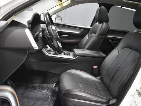 Used 2024 MAZDA CX-90 Plug-In Hybrid w/ Premium Pkg image 4