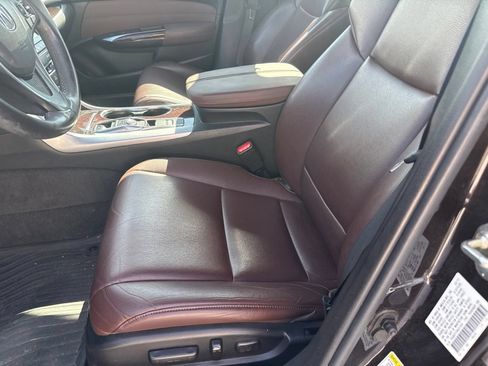 Used 2017 Acura TLX V6 FWD image 6