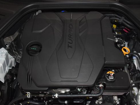 New 2025 Genesis G80 2.5T image 7