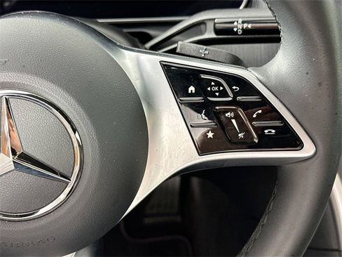 Used 2025 Mercedes-Benz C 300 4MATIC Sedan image 21