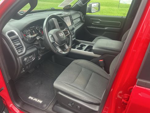 Used 2019 RAM 1500 Big Horn AWD/4WD image 25