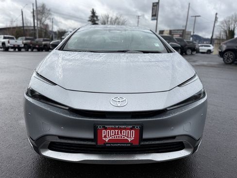 New 2026 Toyota Prius Plug-In Hybrid image 3