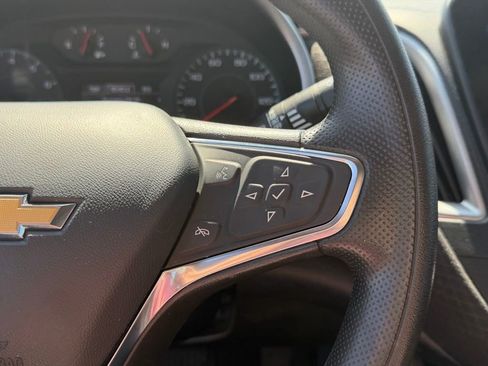 Used 2023 Chevrolet Malibu LT FWD image 19