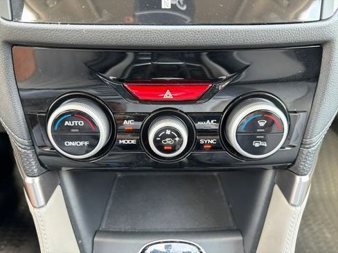 Certified 2022 Subaru Forester Limited AWD/4WD image 15