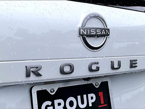 New 2026 Nissan Rogue SV w/ Cold Weather Package FWD image 15
