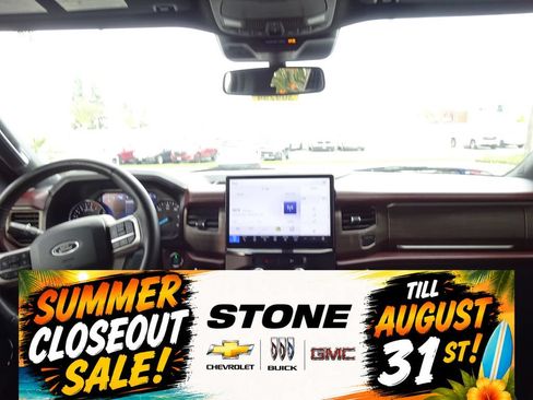 Used 2022 Ford Expedition Limited AWD/4WD image 24