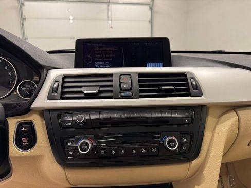 Used 2014 BMW 328i Gran Turismo xDrive image 18