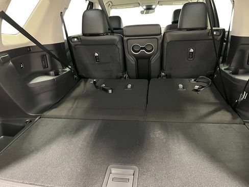 New 2025 Honda Pilot EX-L image 34