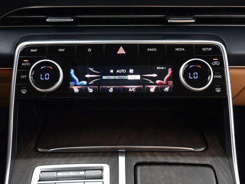 Used 2023 Genesis GV80 3.5T w/ Prestige Package AWD/4WD image 47