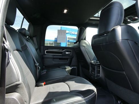 Used 2020 RAM 2500 Laramie AWD/4WD image 16