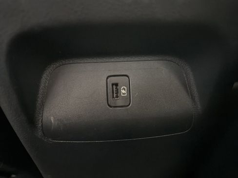 Used 2024 Nissan Sentra SV w/ Trunk Package FWD image 4